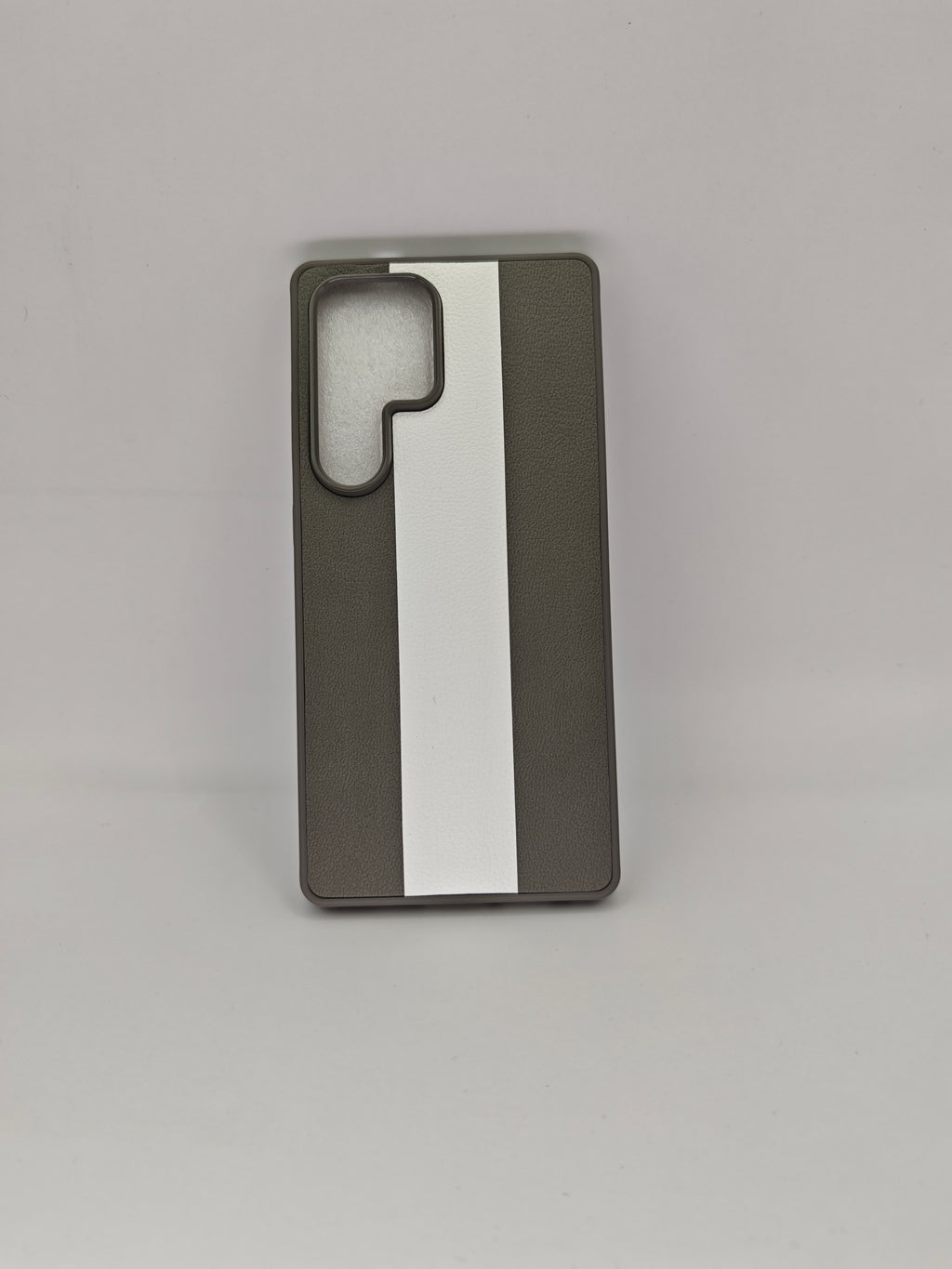 Premium Tri-Color Stripe Faux-Leather Matte Protective Case for Samsung Galaxy S25 Ultra
